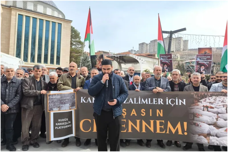 Malatya'da İran'a yönelik saldırılara tepki: Gün birlik olma günüdür